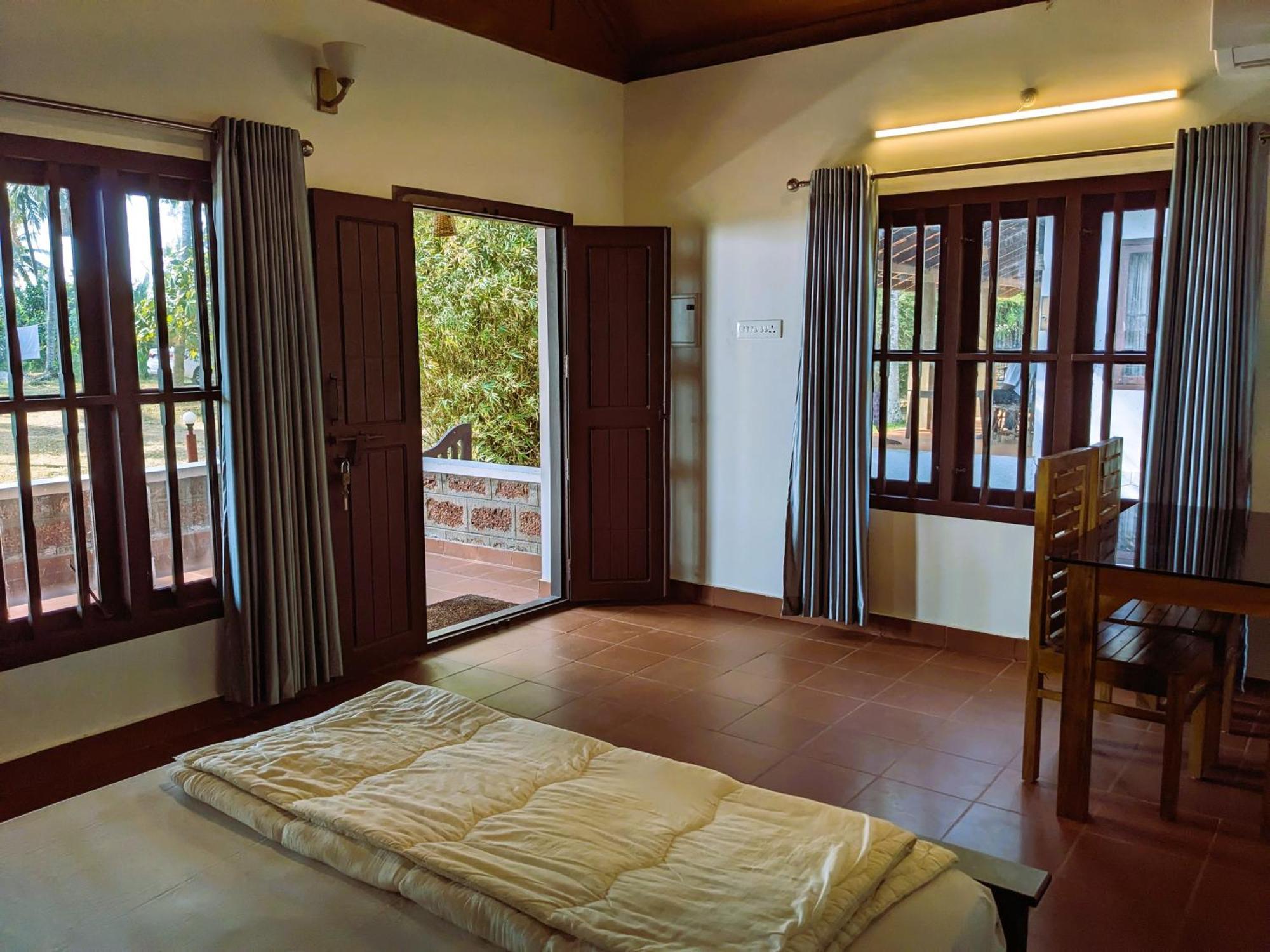 Baycliff Cottages Варкала Экстерьер фото